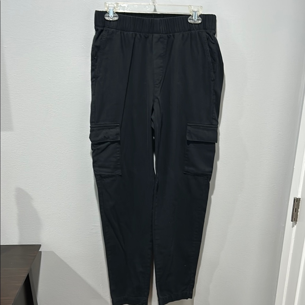 GAP Black Cargo Pants